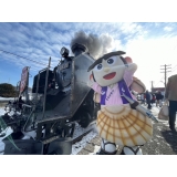 迫力あるSL冬の湿原号をお出迎え！